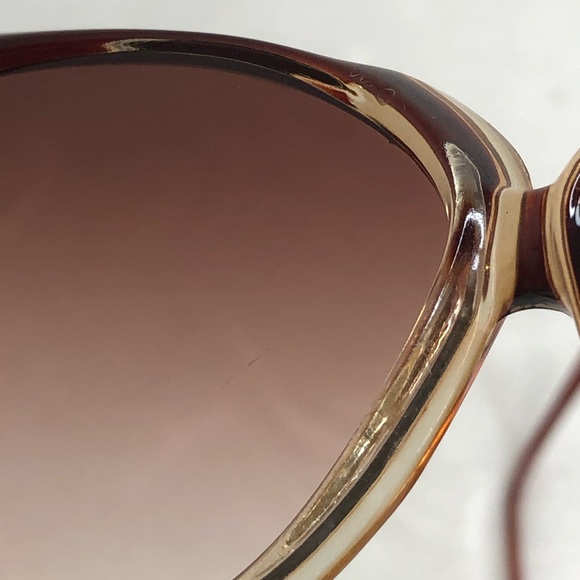 Sold - Picture 8 of 11